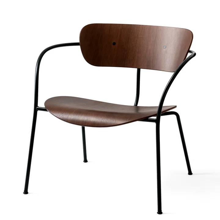Paviljoen Loungechair AV 5 van & tradition in zwart / walnoot gelakt