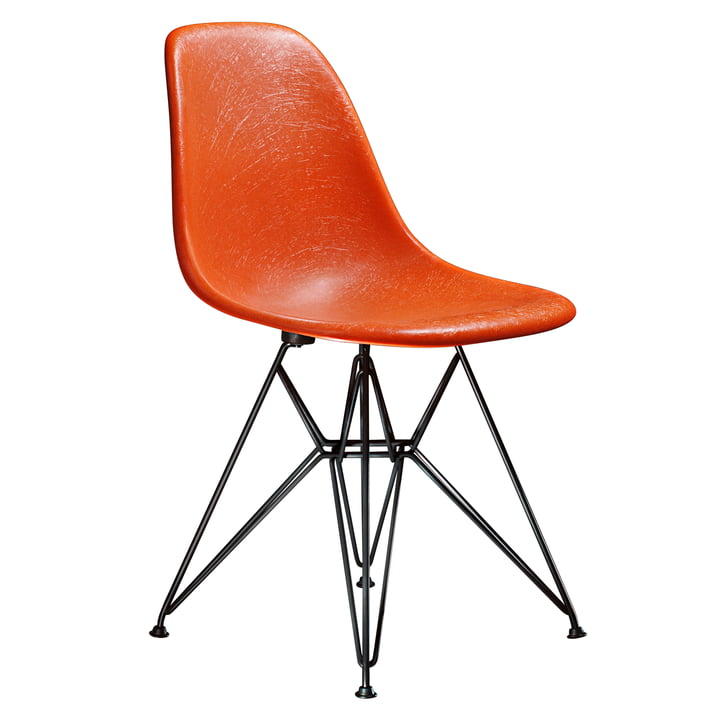 Eames Fiberglass Side Chair DSR van Vitra - basic dark / Eames red orange