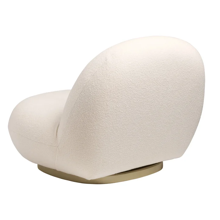 Pacha Lounge Chair van Gubi in parel / goud in het achterhoofd