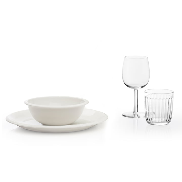 Raami tafelgerei en drinkglazen van Iittala