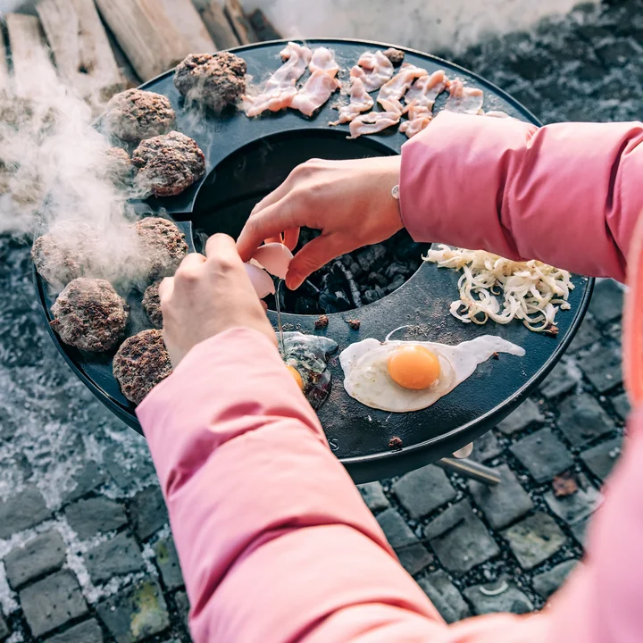 Bowl Plancha op de Bowl Vuurschaal van höfats