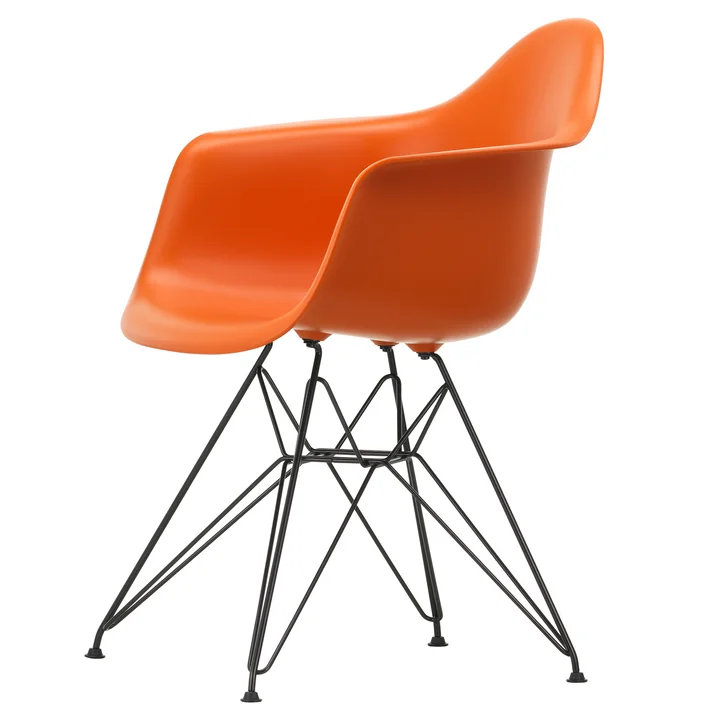 Eames Plastic Armchair DAR Vitra uit basic dark / roestoranje
