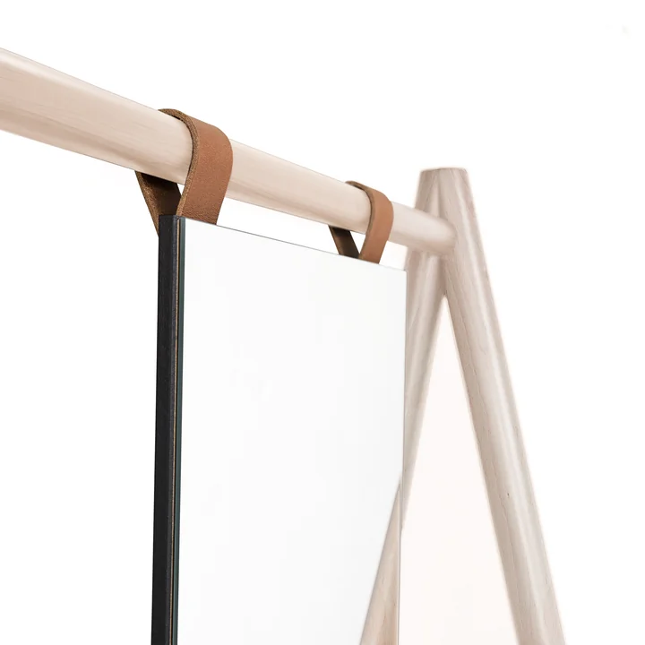 De Hongi-spiegel van Karup Design