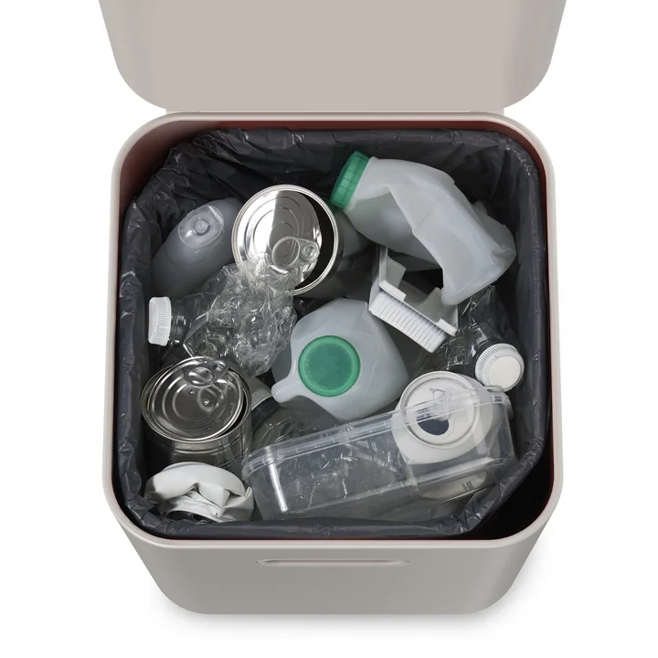 Totem afvalscheidings- en recyclagebak van Joseph Joseph Joseph