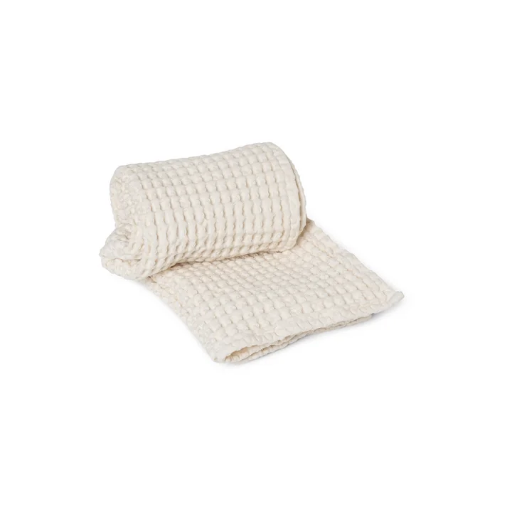 Organic Handdoek 100 x 50 cm van Ferm Living in wit