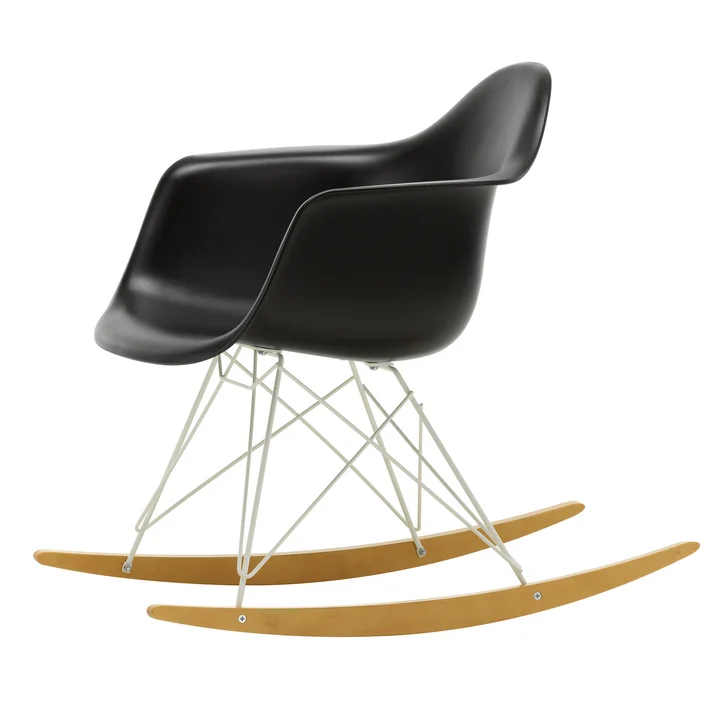 Eames Plastic Armchair RAR van Vitra in geelachtig esdoorn / wit / gitzwart