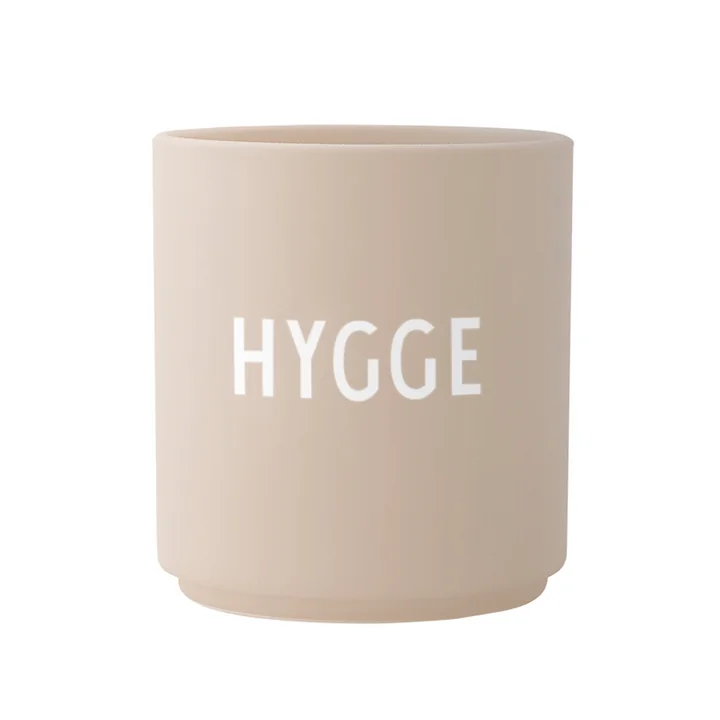 AJ Favourite Hygge De porseleinen mok, / beige van Design Letters