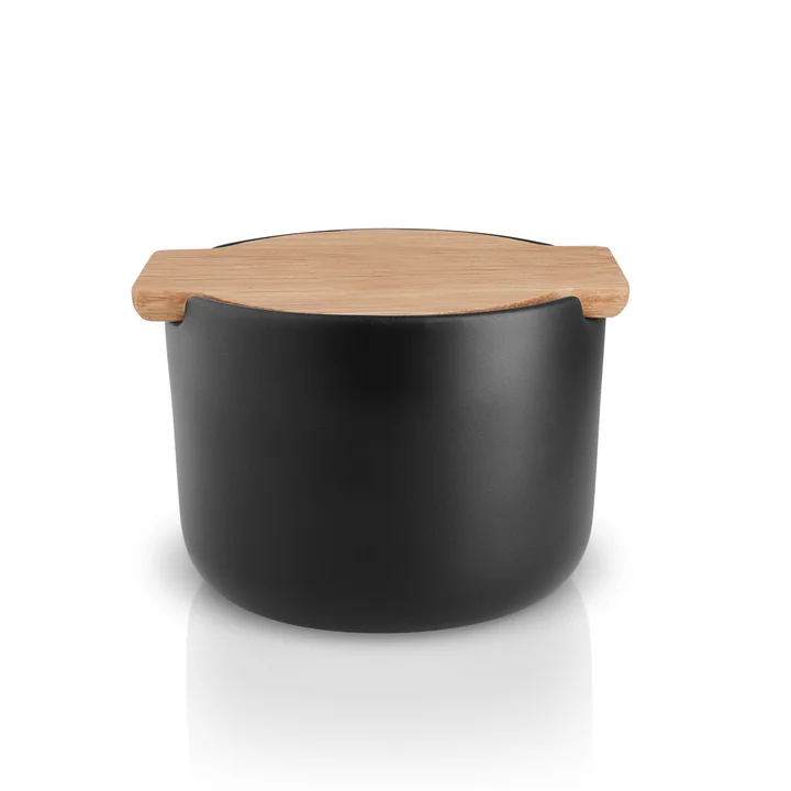 Nordic Kitchen zoutpot met deksel, eiken / zwart van Eva Solo