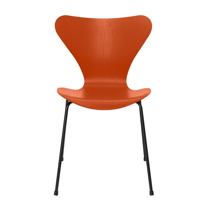 Serie 7 stoel van Fritz Hansen in essen paradijs oranje gekleurd / zwart frame