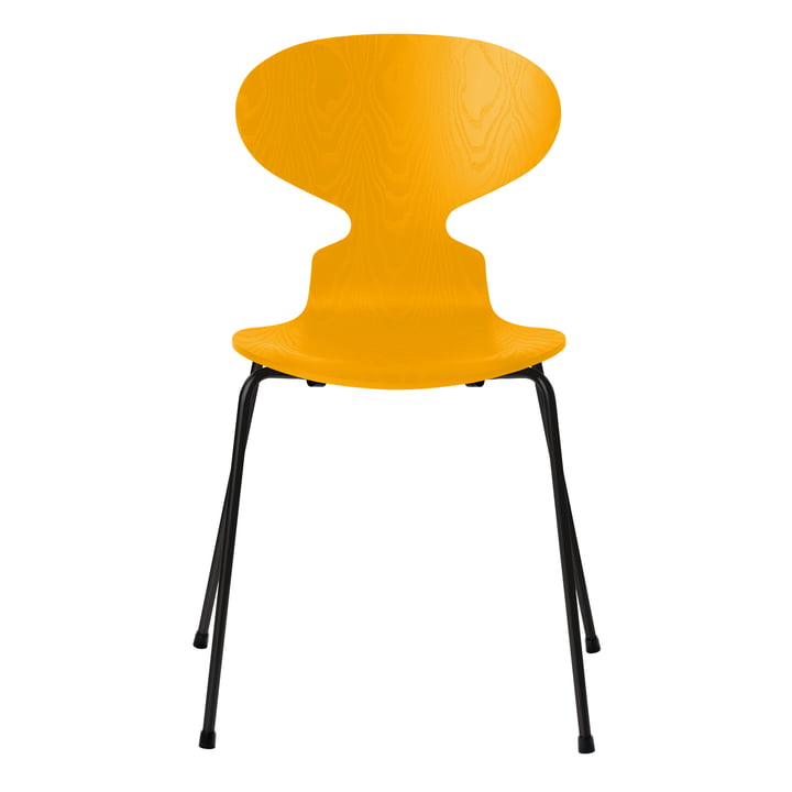 Mier stoel van Fritz Hansen in essenhout kleur geel / zwart frame