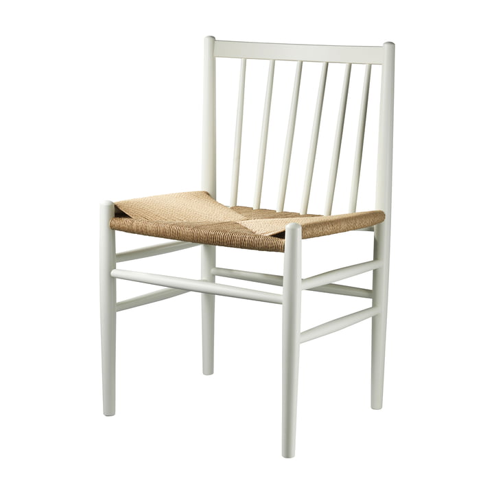 De J80 stoel van FDB Møbler in wit gelakt beukenhout / natuurlijk vlechtwerk
