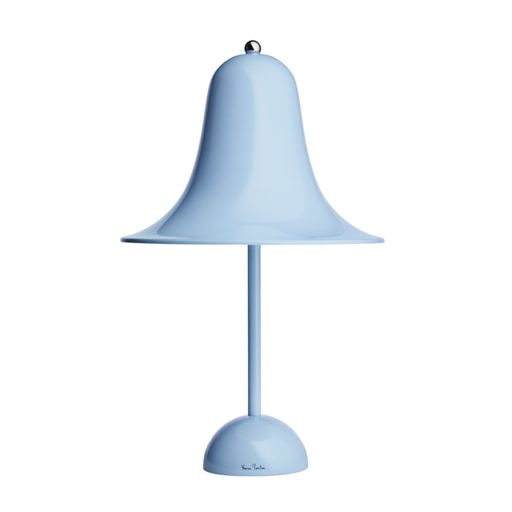 De Pantop tafellamp van Verpan in lichtblauw