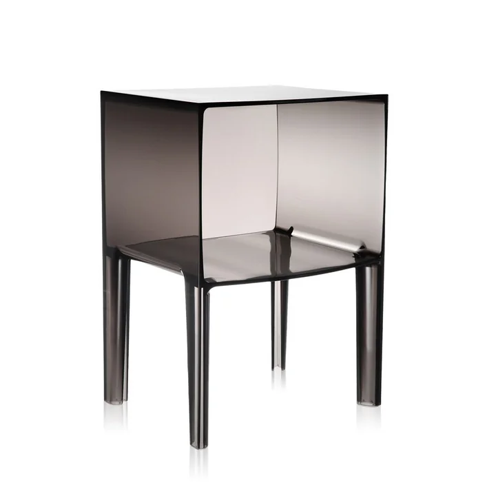 Ghost Buster ladekast klein van Kartell in fumé