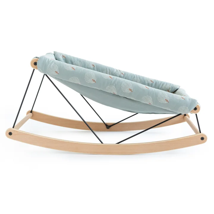 Growing Green Baby wipstoeltje met kussen van Nobodinoz in white gatsby / antiek groen