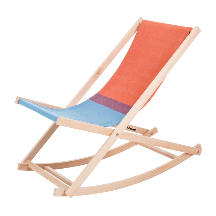 De Beach Rocker schommelstoel van Weltevree in rood/blauw