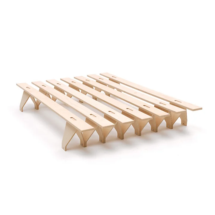 lieg Bed 140 x 195 cm van Tojo in beuken natuur