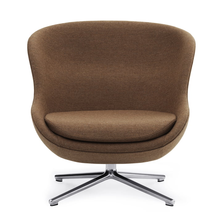 De Hyg loungestoel van Normann Copenhagen heeft een volumineuze vorm.