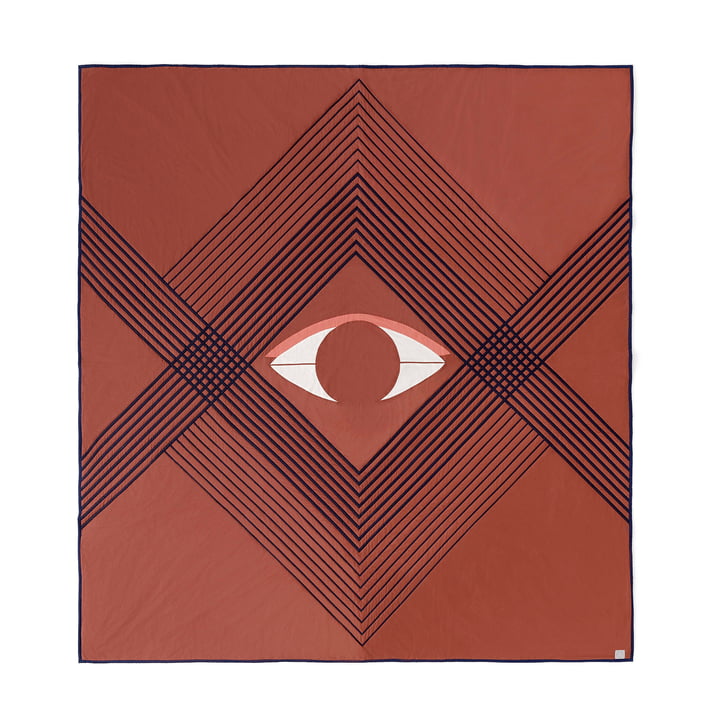 De bedsprei The Eye AP9 van & Tradition, 240 x 260 cm, brown earth