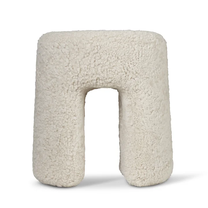 Sequoia Poef Ø 40 cm van Fredericia in lamsvel Moonlight