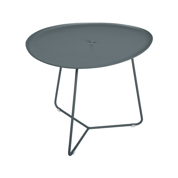 De Cocotte lage tafel van Fermob, H 43,5 cm, dondergrijs
