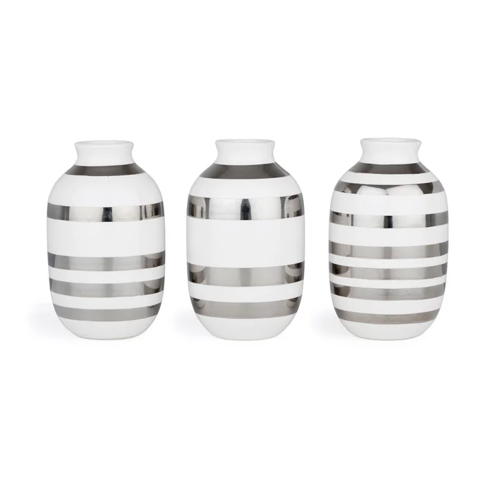 Omaggio Vaas miniatuur H 8 cm van Kähler Design in zilver (set van 3)