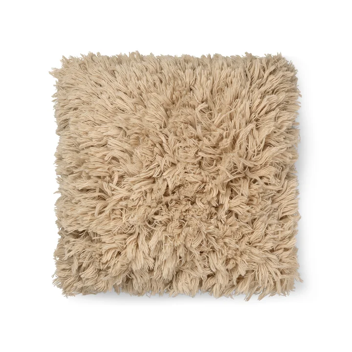 Meadow Hoogpolig kussen van Ferm Living in de kleur light sand