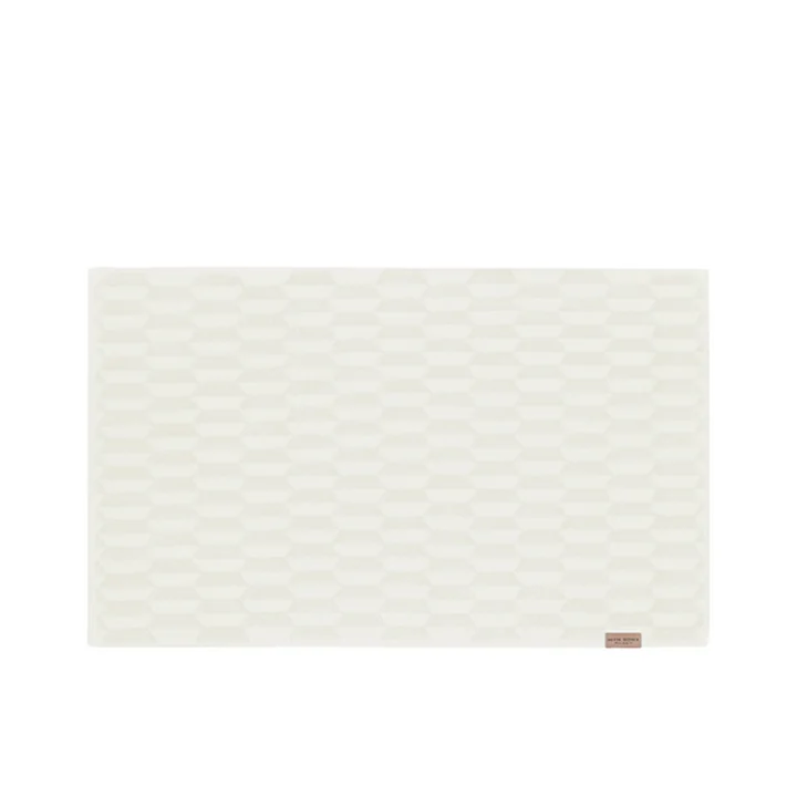 Geo Badkamermat 50 x 80 cm van Mette Ditmer in off-white