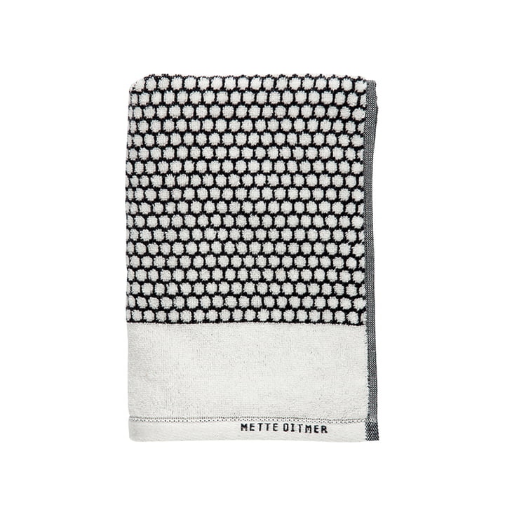 Grid Handdoek 50 x 100 cm van Mette Ditmer in zwart / off-white