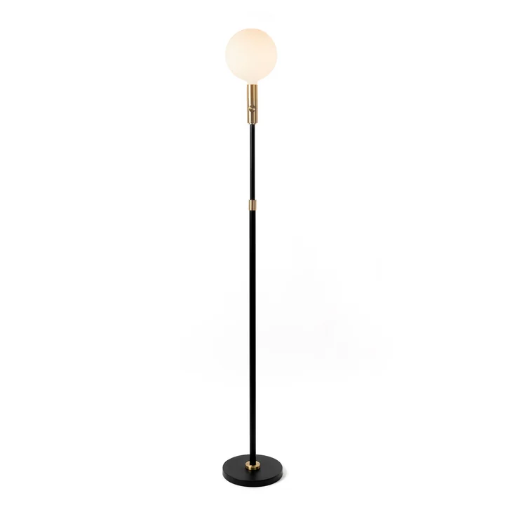 Poise LED-vloerlamp van Tala in messing