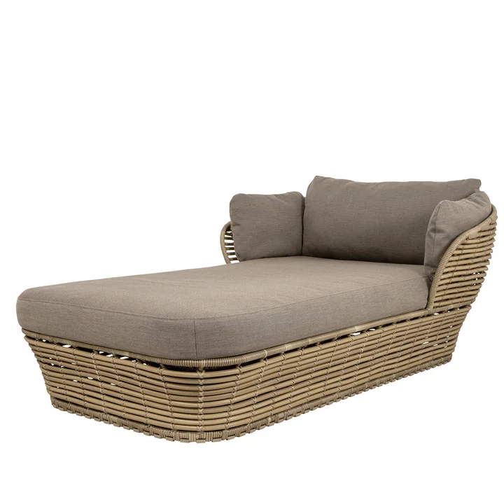 Basket Outdoor Daybed van Cane-line in de natuurlijke afwerking