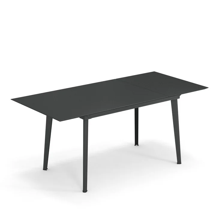 Plus4 Outdoor Tafel 120 x 80 cm van Emu in antiek ijzer