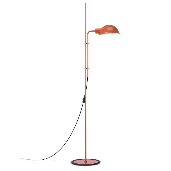 Funiculí Staande lamp, h 135 cm, terracotta by marset