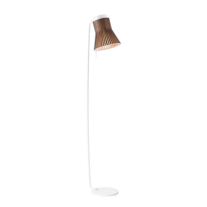 Petite 4610 Staande lamp van Secto in notenhout