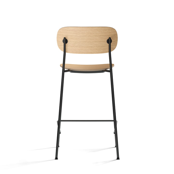 Co Counter Chair van Audo in eiken natuur met zwart stalen frame