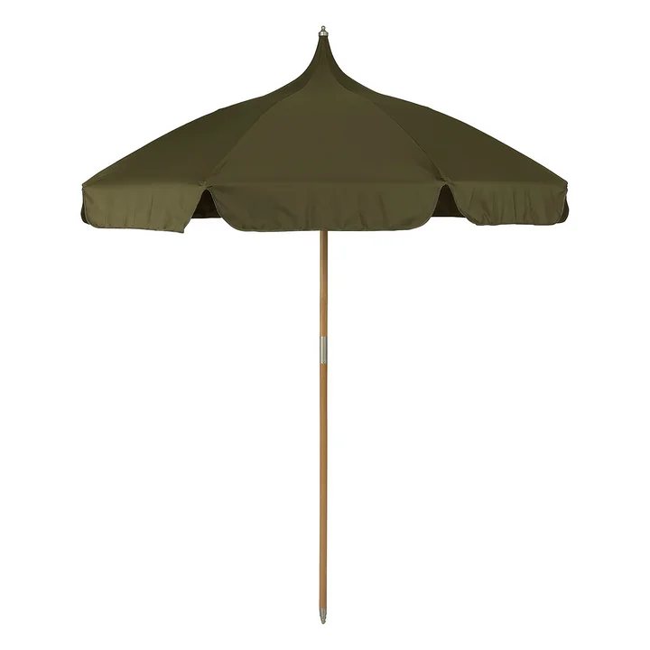 Lull Parasol van Ferm Living in het ontwerp military olive