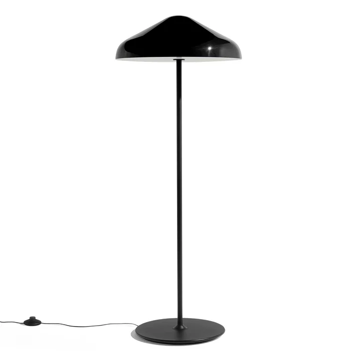Pao Staande lamp, zwart (RAL 9004) van HAY