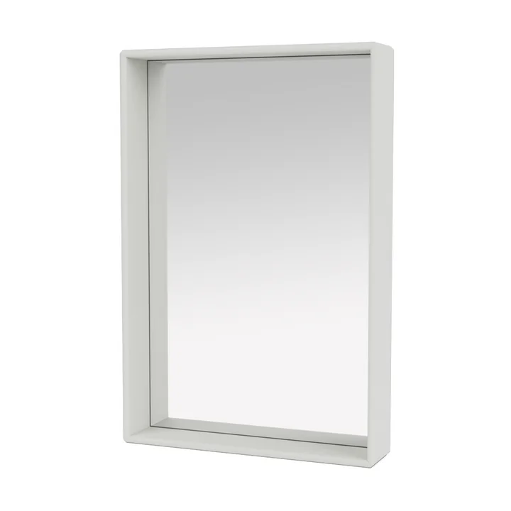 Shelfie Spiegel met plankenlijst van Montana in de kleur nordic