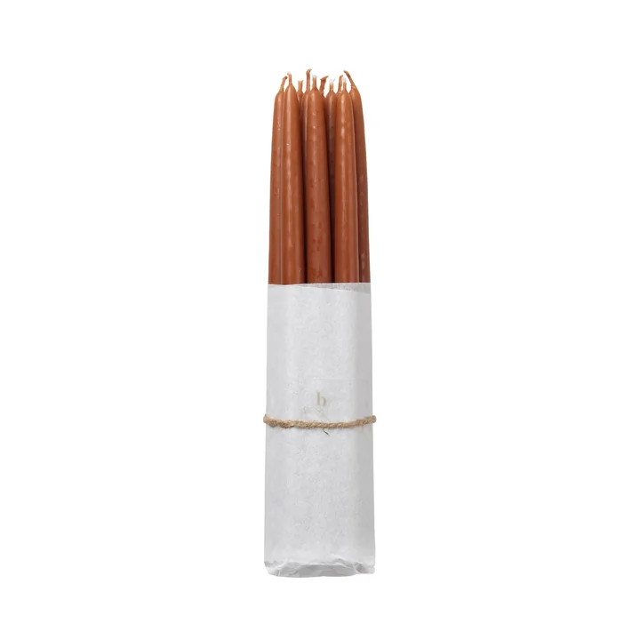 Tapers Gedompelde conische kaarsen, Ø 1,2 cm, terracotta (set van 10) per Broste Copenhagen