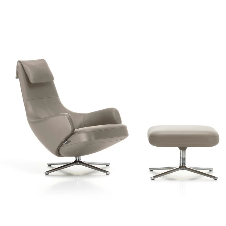 Repos Fauteuil en poef van Vitra in de uitvoering premium zandleer, gepolijst aluminium