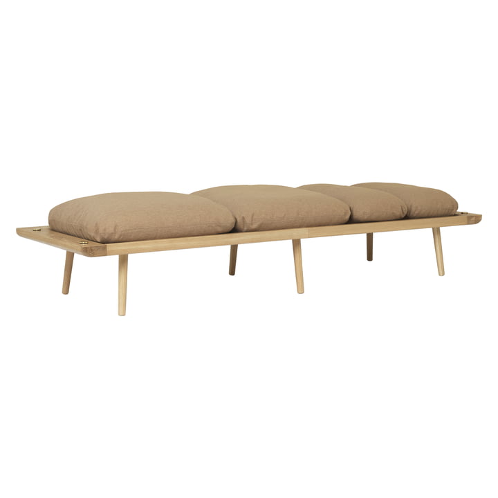 Lounge Around Daybed, eiken / suiker bruin van Umage