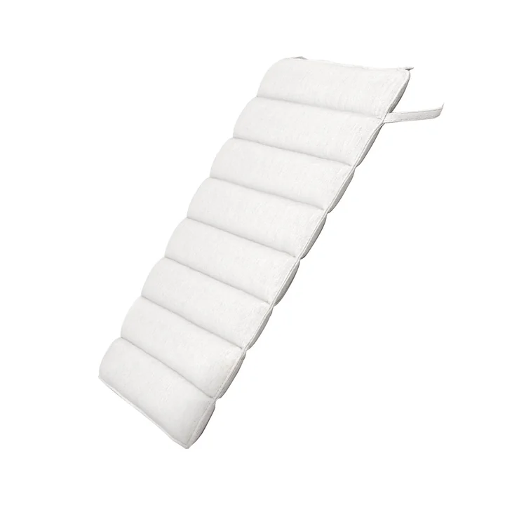 AH603 Rugkussen, stof Agora Life Oat 1760, beige van Carl Hansen