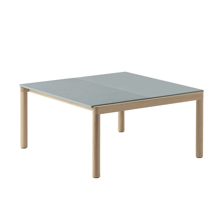 Couple Salontafel van Muuto in de uitvoering Pale Blue/Oak