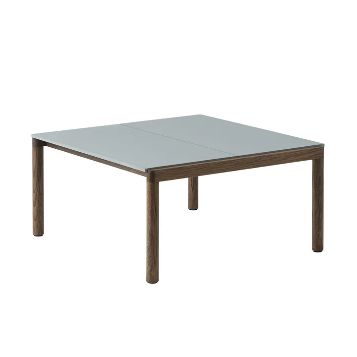 Couple Salontafel van Muuto in de uitvoering Pale Blue/Dark Oiled Oak