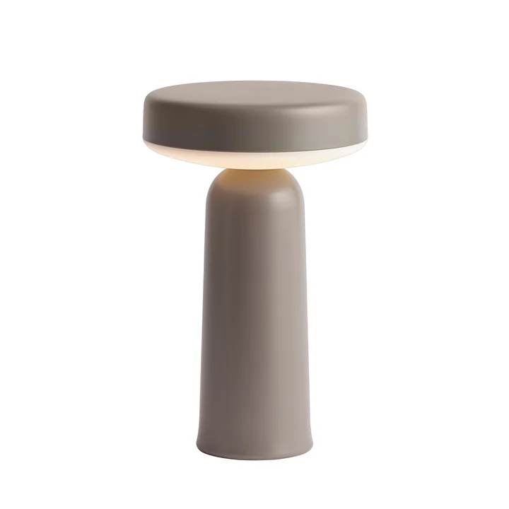 Ease Portable LED Outdoor Batterij lamp van Muuto in de kleur taupe