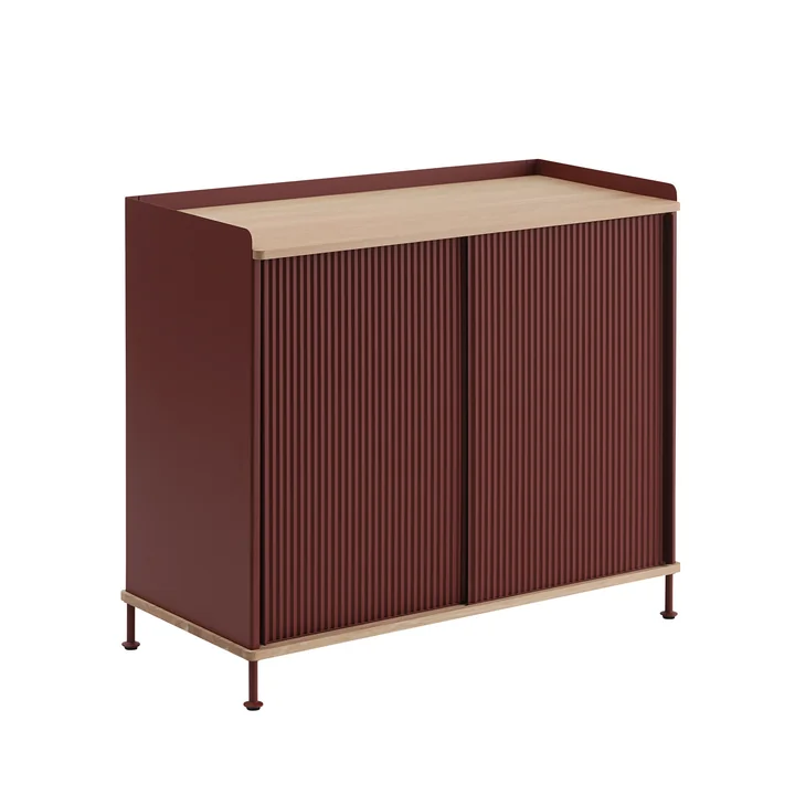 Muuto Enfold Sideboard - hoog, eiken / dieprood
