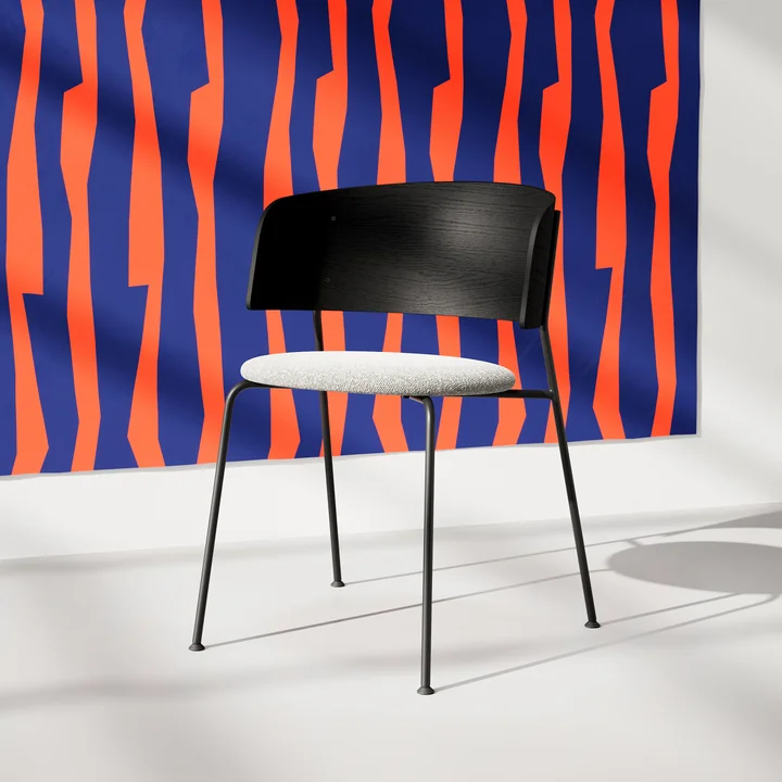 OUT Objecten van onze dagen - Wagner fauteuil