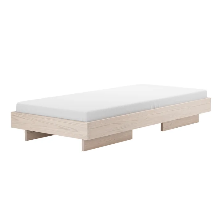 OUT Objekte unserer Tage - Zians Bed XSmall 90 x 200 cm, essen gewaxt met wit pigment