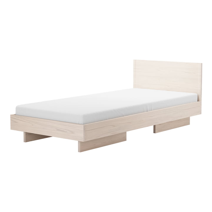 OUT Objekte unserer Tage - Zians Bed XSmall met hoofdbord 90 x 200 cm, essen met wit pigment
