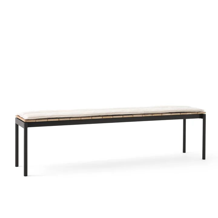 Ville Zitkussen van & Tradition