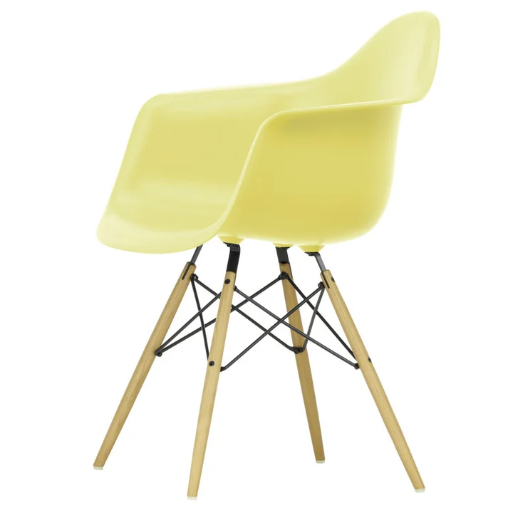 Eames Plastic Fauteuil van Vitra